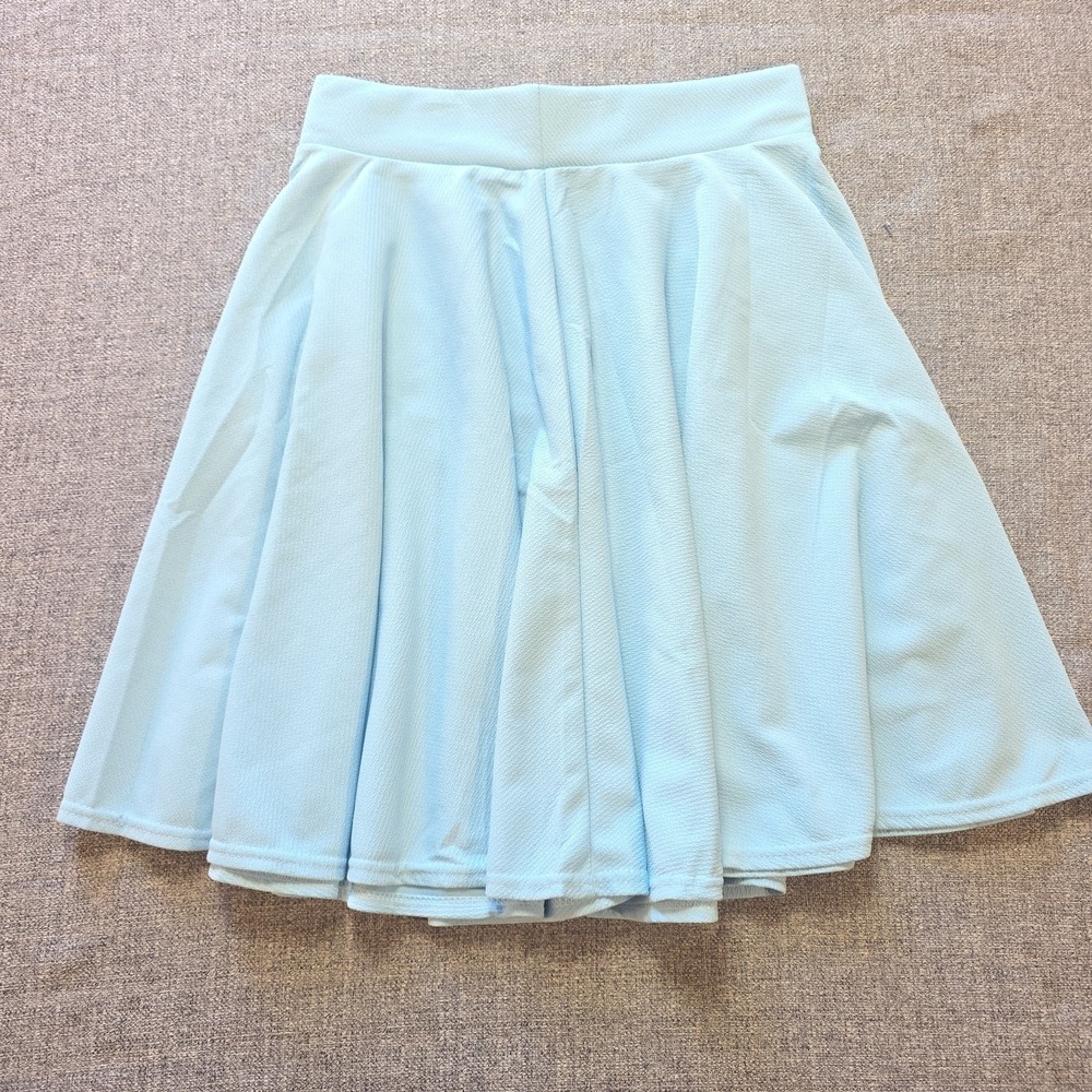 Urban Coco Baby Blue  Circle Tail Short Skirt NWT Size Medium Stretch - Picture 5 of 8